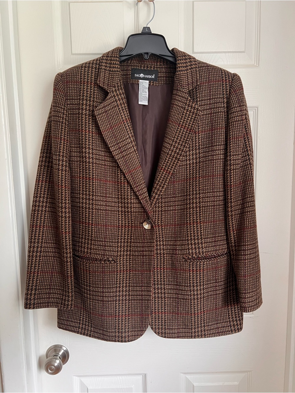 Sag Harbor Brown Plaid Blazer with Red Windowpane